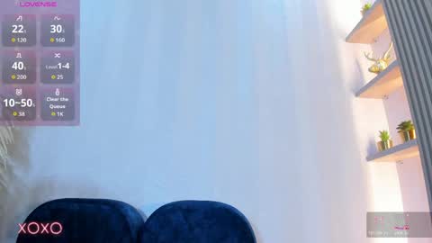 Snapshot of naomi_viper_ chatting on June 9, 11:22 am Naomi online show from June 9, 11:22 am