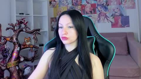 Snapshot of naomiblakes chatting on November 8, 5:40 am Naomi online show from November 8, 5:40 am