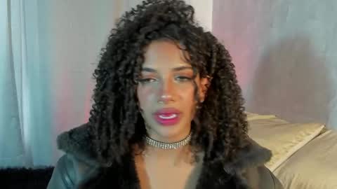 Snapshot of naomidawsonn chatting on February 10, 9:25 pm naomidawson online show from February 10, 9:25 pm