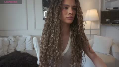 Snapshot of naomigomezz chatting on June 12, 9:03 pm Naomi online show from June 12, 9:03 pm