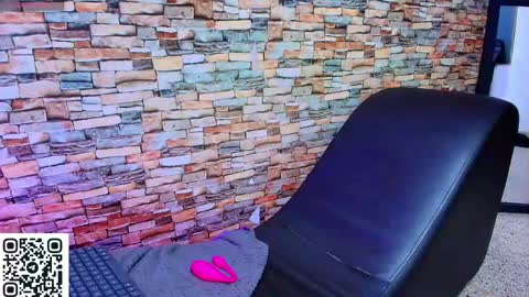 Snapshot of naomii_campbelll chatting on June 7, 1:54 am Naomi Campbel online show from June 7, 1:54 am