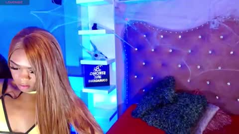 naomii_storm online show from October 24, 9:11 pm