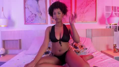 Naomi online show from March 18, 5:16 pm