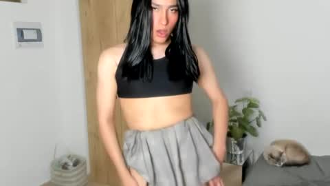Snapshot of naomimoore chatting on June 11, 8:07 pm Naomi Moore online show from June 11, 8:07 pm