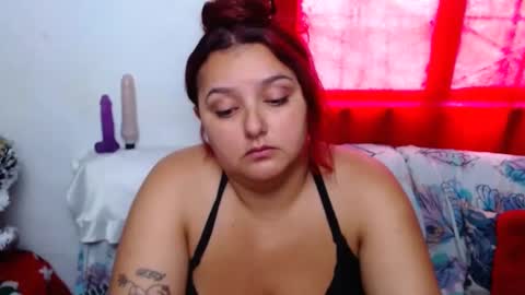 naomiquiin online show from December 20, 1:11 pm