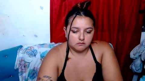 Snapshot of naomiquiin chatting on July 9, 6:06 am naomiquiin online show from July 9, 6:06 am