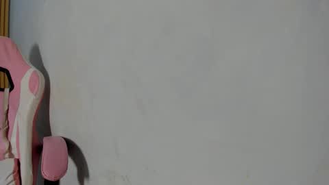 naomis_35 online show from November 19, 7:14 pm