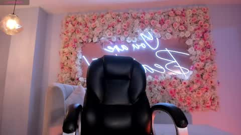 Naomi online show from February 20, 12:47 pm