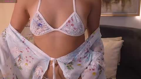 Naomi online show from July 8, 2:10 pm