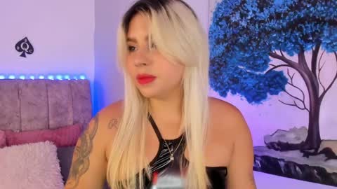 Laura  online show from April 30, 5:47 am