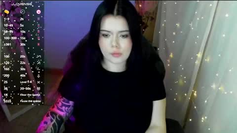 Naomi online show from April 22, 7:11 am