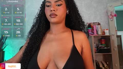 Naomi     online show from February 20, 6:52 pm