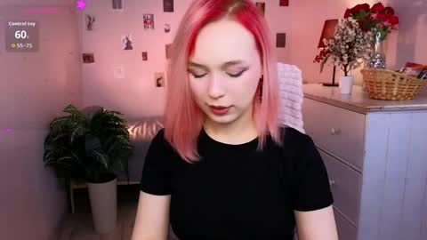 Naomi online show from April 28, 8:36 pm