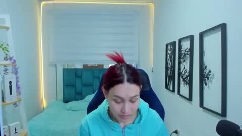 naomy online show from November 26, 11:50 pm