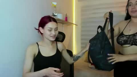 naomy_sex_69 online show from December 5, 12:19 am