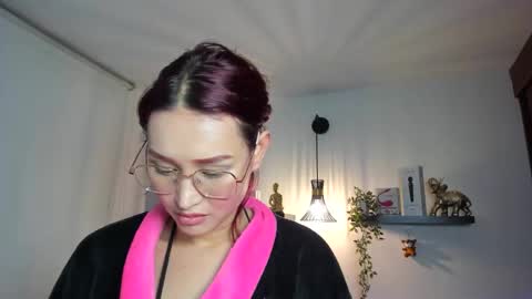 Snapshot of naomy_stanley chatting on May 19, 1:56 am Naomy Stanley online show from May 19, 1:56 am