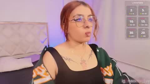 Naomy  online show from October 27, 3:10 am