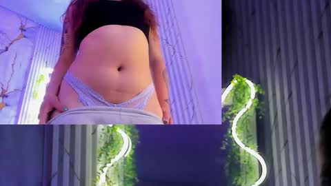 Naomy  online show from May 23, 3:23 am