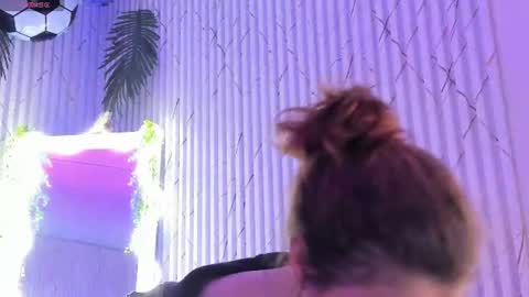 Naomy  online show from July 6, 3:14 am