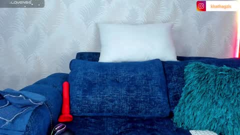 Snapshot of naomycole_ chatting on January 29, 6:33 am Naomy Cole online show from January 29, 6:33 am