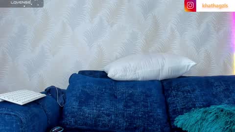 Snapshot of naomycole_ chatting on February 1, 10:13 pm Naomy Cole online show from February 1, 10:13 pm