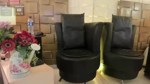 nao online show from July 10, 6:43 pm