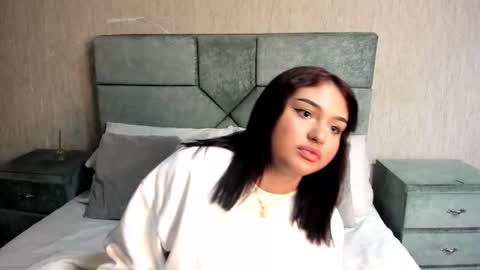 Naomy online show from February 13, 8:38 pm