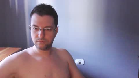 Snapshot of nappadel85 chatting on March 22, 7:06 pm nappadel85 online show from March 22, 7:06 pm