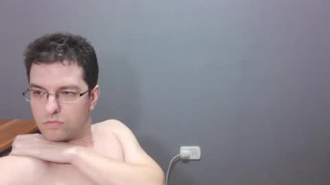 Snapshot of nappadel85 chatting on April 21, 2:51 am nappadel85 online show from April 21, 2:51 am
