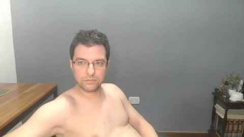 Snapshot of nappadel85 chatting on June 14, 10:34 pm nappadel85 online show from June 14, 10:34 pm