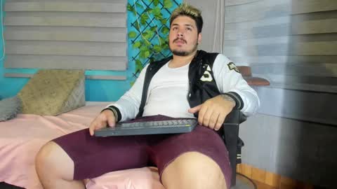 deibyd online show from December 28, 12:13 pm