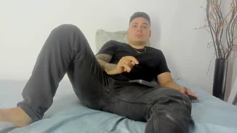 Snapshot of narciso_kh chatting on June 27, 7:57 am deibyd online show from June 27, 7:57 am
