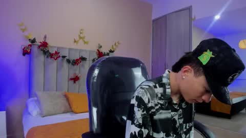 Nascary Fox online show from December 21, 1:07 pm