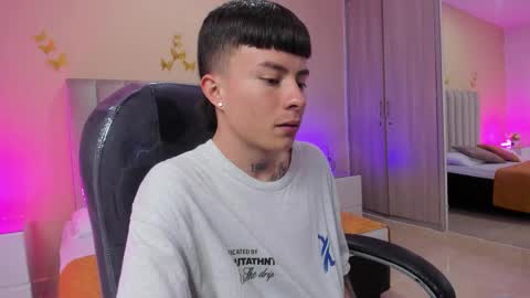 Nascary Fox online show from January 13, 7:52 pm