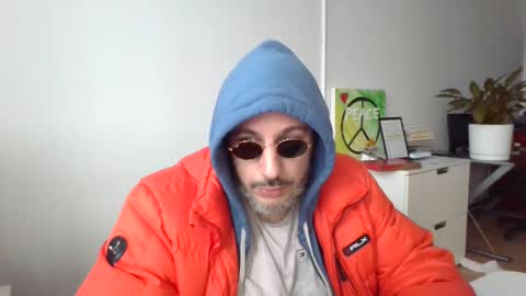 nassobout online show from January 9, 2:40 pm