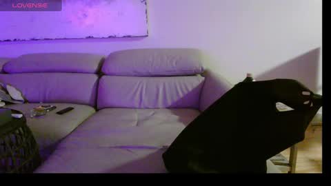 nassobout online show from February 4, 2:07 am