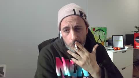 nassobout online show from February 19, 7:59 pm