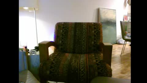 nassobout online show from October 18, 7:09 am