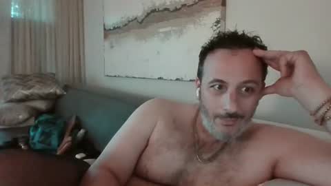 nassobout online show from June 18, 12:11 am