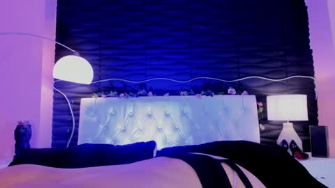 Maira online show from July 10, 10:01 pm