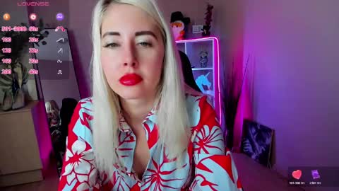 Snapshot of nastasya_cute chatting on June 4, 1:55 am Nastya online show from June 4, 1:55 am