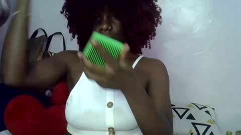 Snapshot of nasti_petite chatting on March 10, 11:53 am nasti_petite online show from March 10, 11:53 am