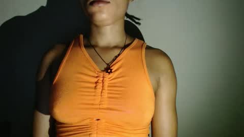 bella online show from December 13, 8:58 pm