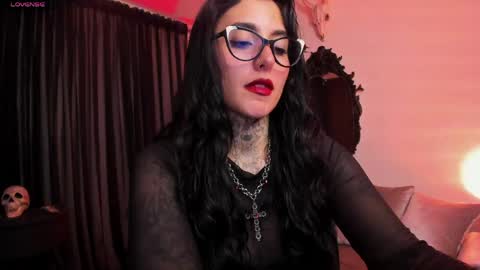 Snapshot of nasty_alice1 chatting on May 26, 5:03 am Goddess Alice online show from May 26, 5:03 am