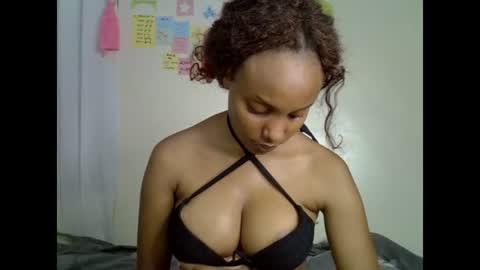 Snapshot of nasty_barbie1 chatting on June 18, 9:52 pm Barbiee online show from June 18, 9:52 pm