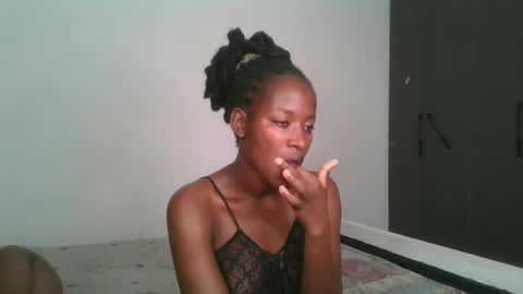 Snapshot of nasty_divah chatting on July 15, 10:31 am nasty_divah online show from July 15, 10:31 am