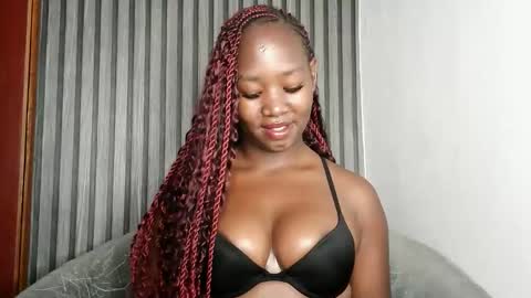 Snapshot of nasty_eboniey chatting on May 12, 12:08 am Tessy online show from May 12, 12:08 am