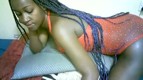 Marie online show from October 13, 7:03 pm