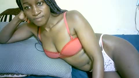 Marie online show from October 18, 5:21 am