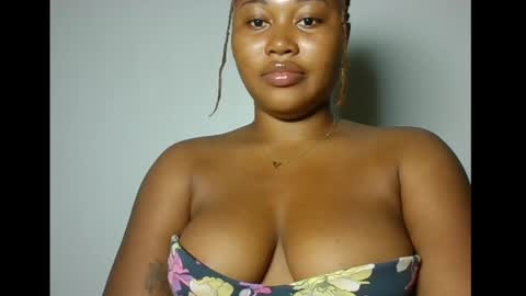 Zanele online show from June 2, 11:07 pm